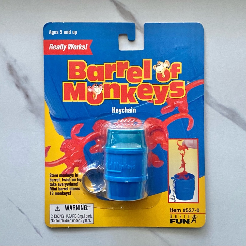 VTG Barrel of Monkeys mini game keychain
